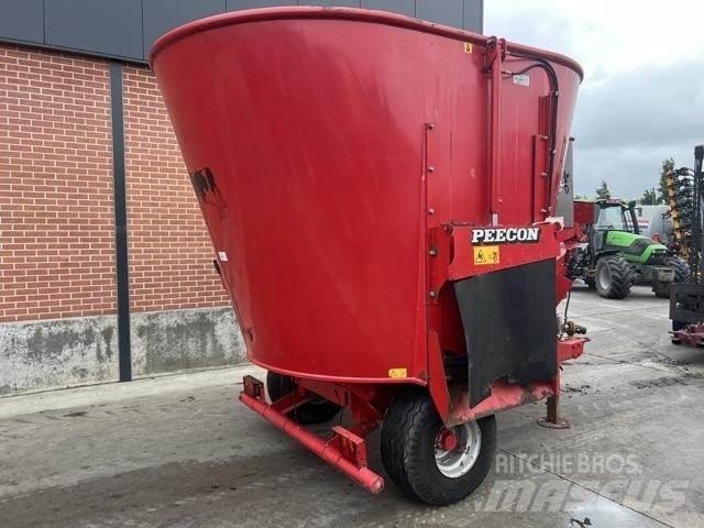 Peecon VME 120 Feed mixer