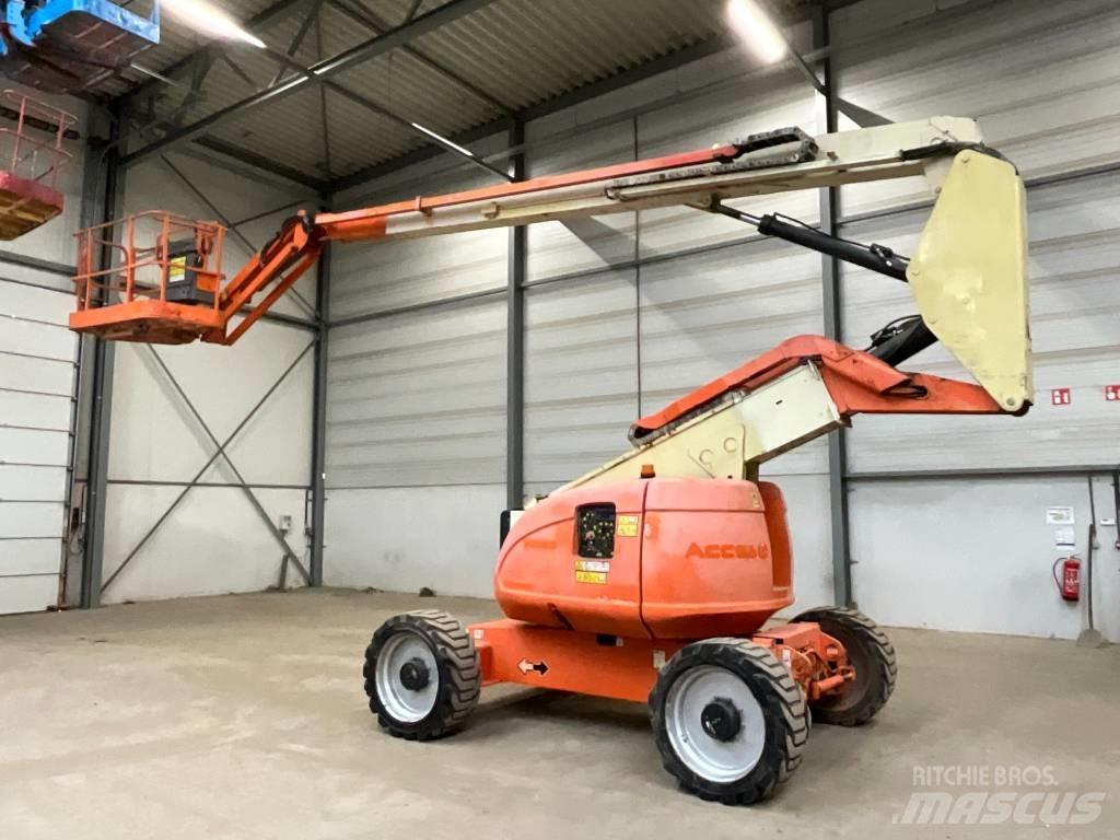 JLG 600 AJ Articulated boom lifts