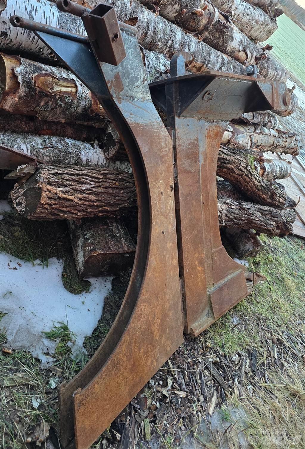  Kaapeliaura Plows