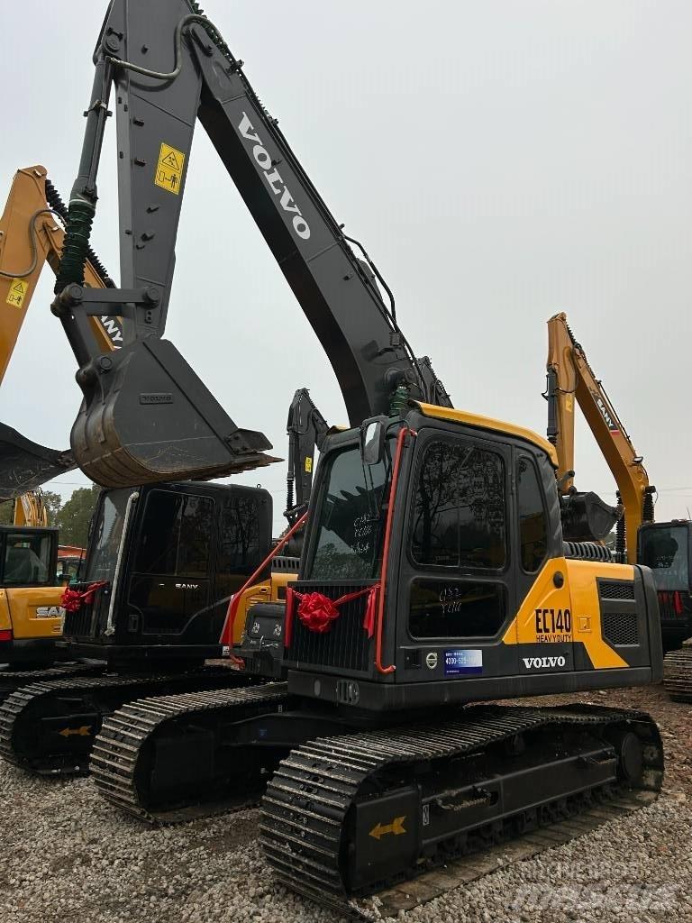 Volvo 140 Crawler excavators