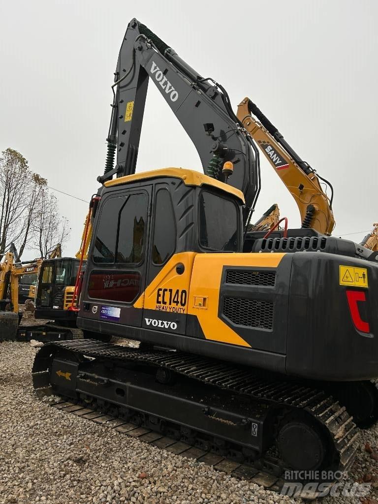 Volvo 140 Crawler excavators