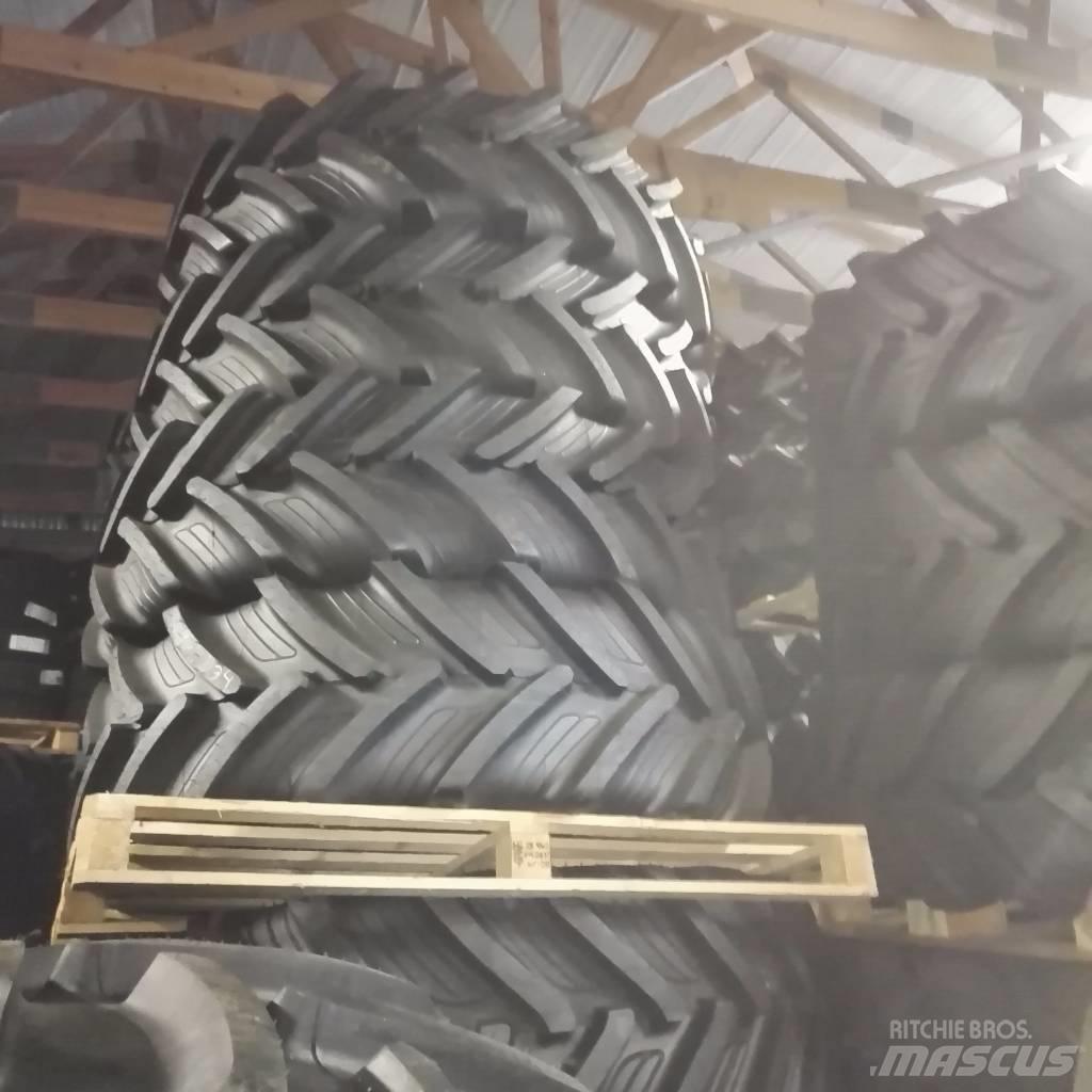  Traktori renkaita Tyres, wheels and rims