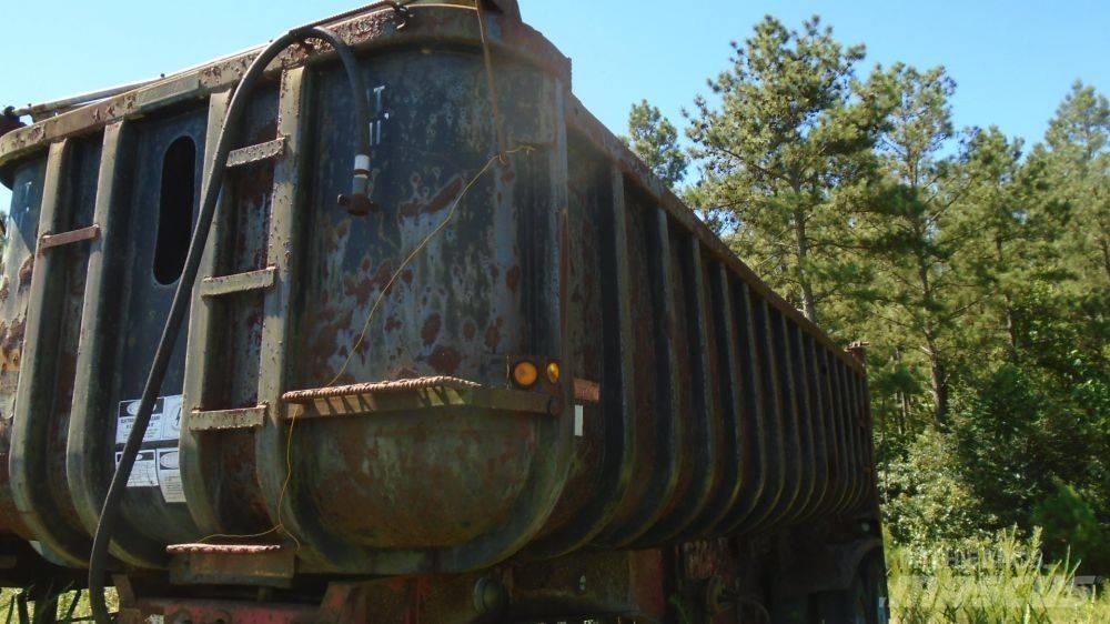 Fruehauf 26 Foot Tipper trailers