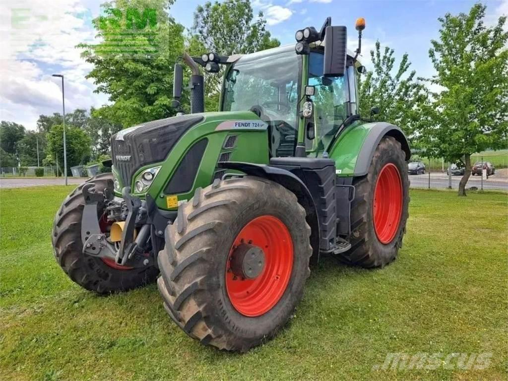 Fendt 724 vario Tractors