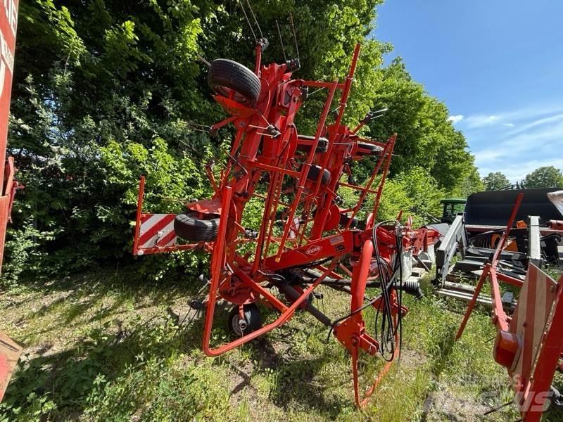Kuhn GF8702 Farm machinery