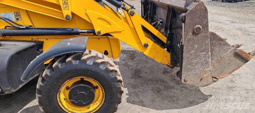 JCB 3 CX Backhoe