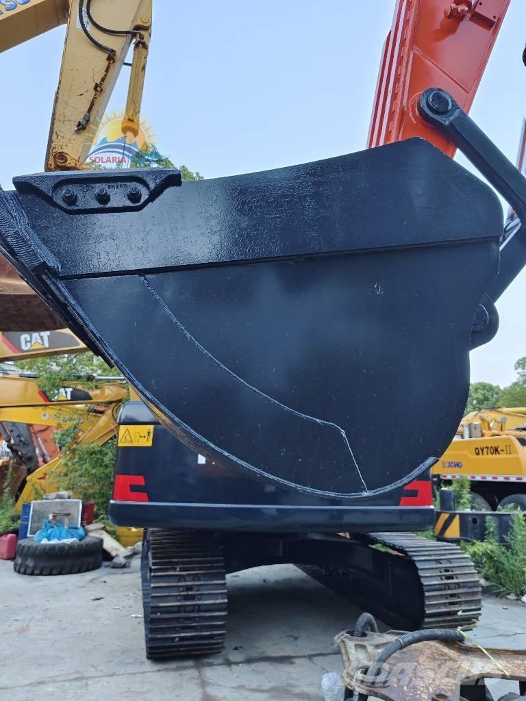 Doosan DX 300 LC Crawler excavators