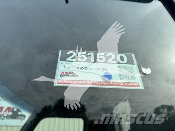 Kenworth T680 Prime Movers