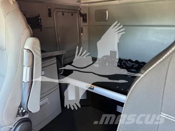 Kenworth T680 Prime Movers