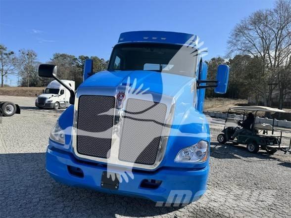 Kenworth T680 Prime Movers