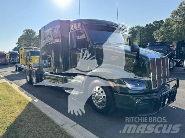 Peterbilt 579 Prime Movers