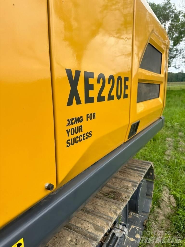 XCMG XE 220 E Crawler excavators