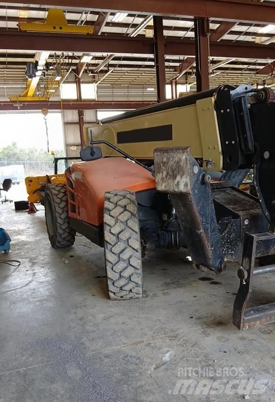 JLG 1055 Telescopic handlers