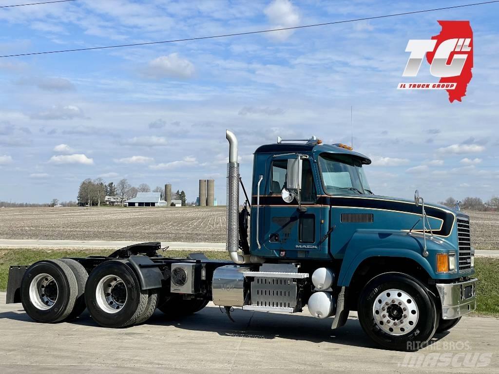 Mack CHU613 Prime Movers