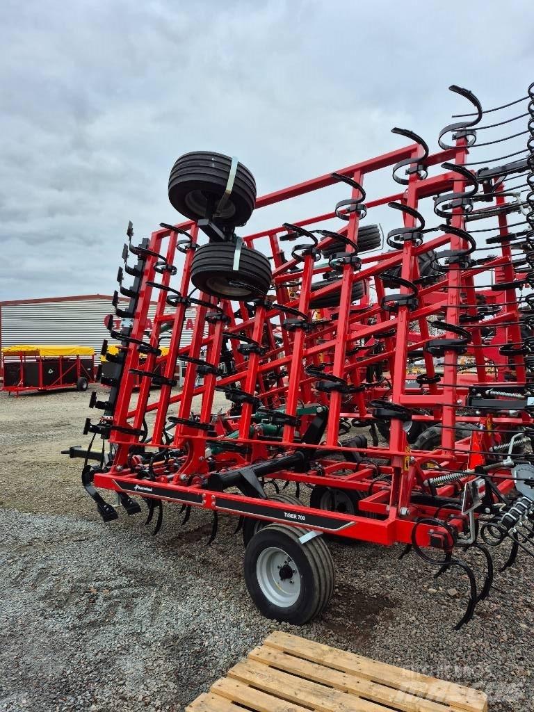Kverneland Tiger 7 Power harrows and rototillers
