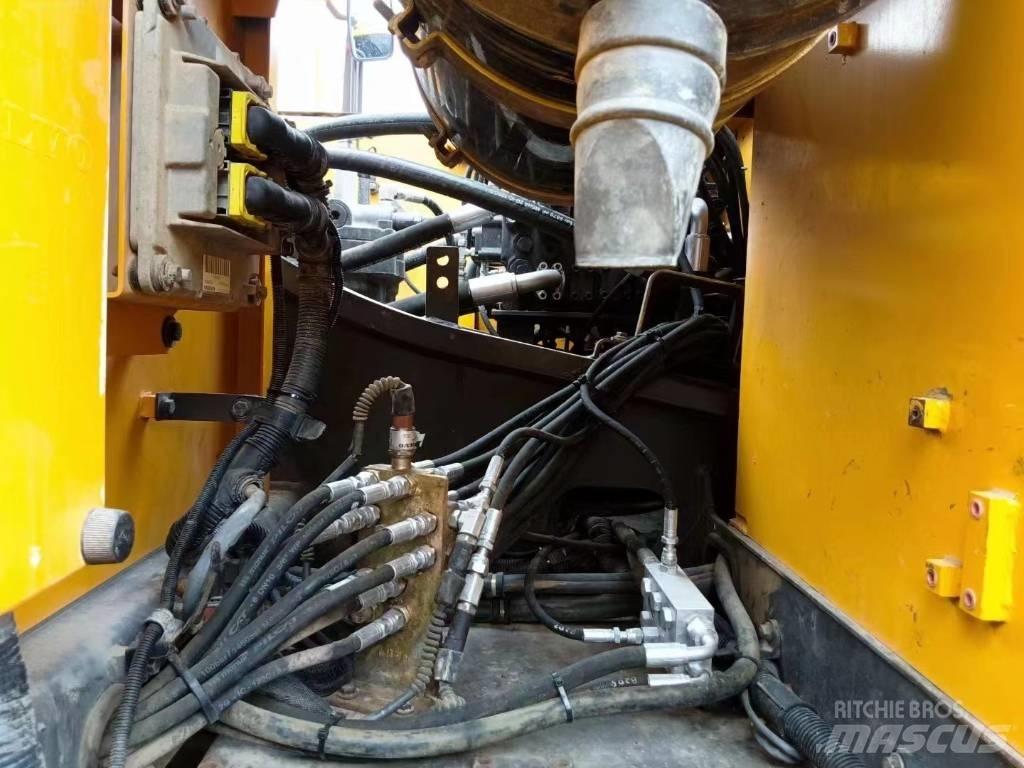 Volvo EC 300 D L Crawler excavators