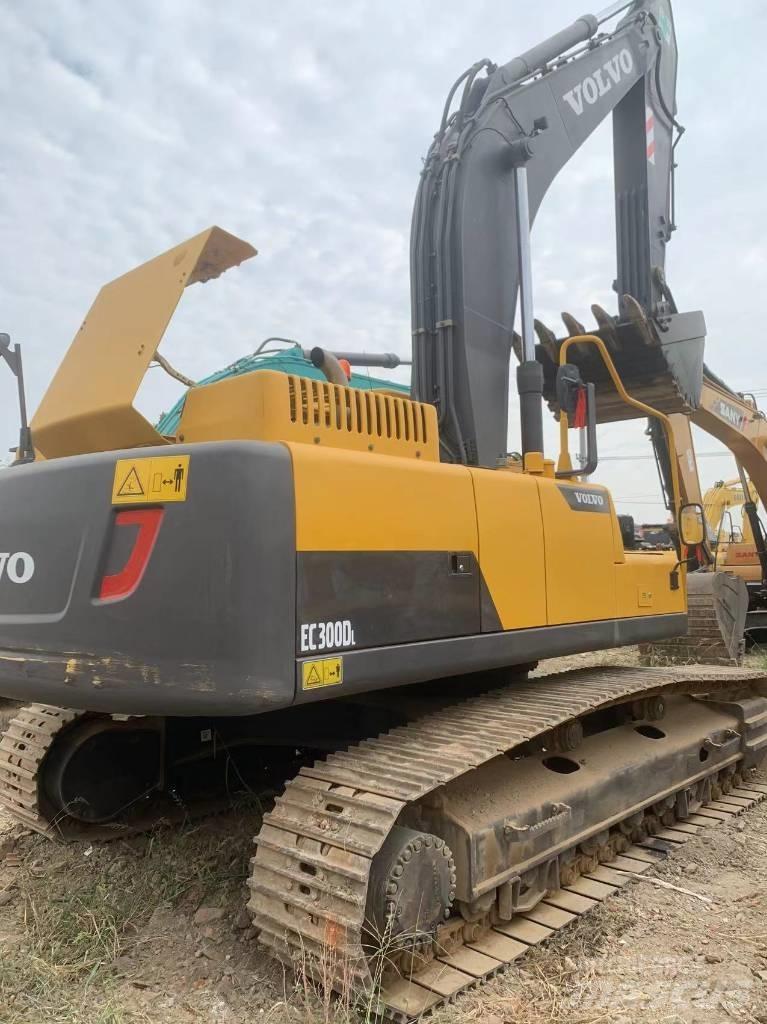 Volvo EC 300 D L Crawler excavators