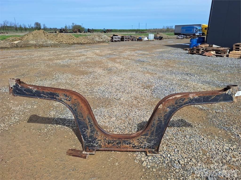 John Deere 1110E Other components