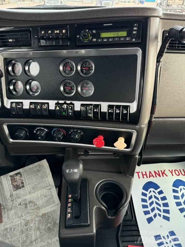 Kenworth T 800 Prime Movers