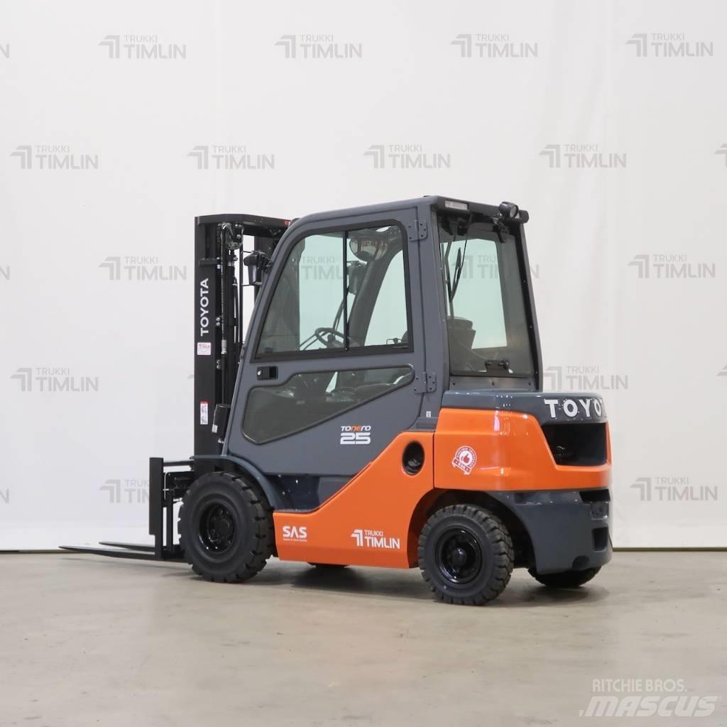 Toyota 52-8FDF25 Diesel trucks