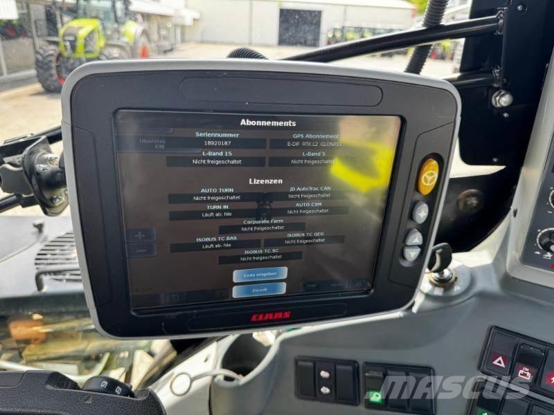 CLAAS AXION 830 Tractors