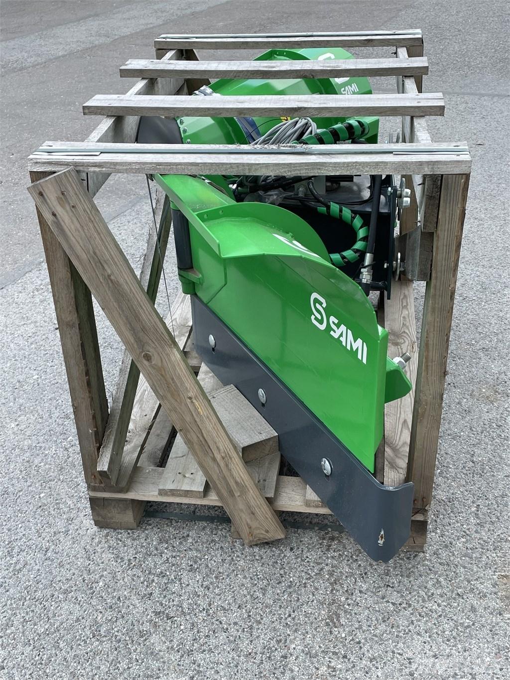 Sami VL-1800 Snow blades and plows