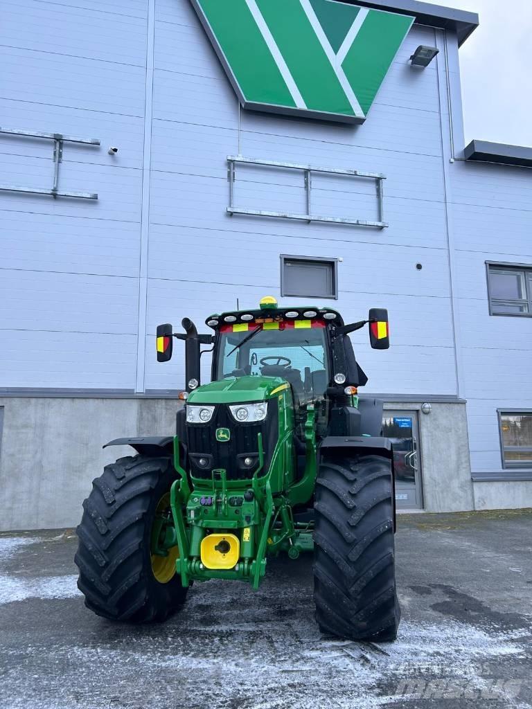 John Deere 6250 R Tractors