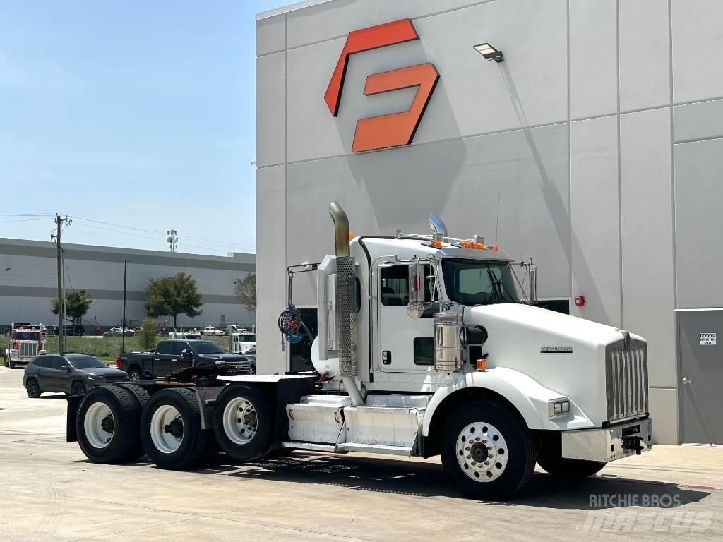 Kenworth T 800 Prime Movers