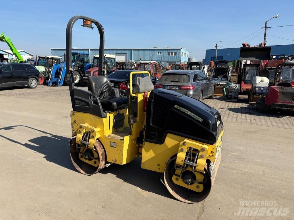 Bomag BW 100 AD-5 Twin drum rollers