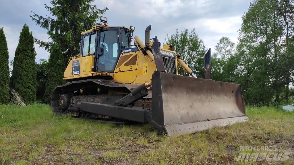 Komatsu D65PX-16 Crawler dozers