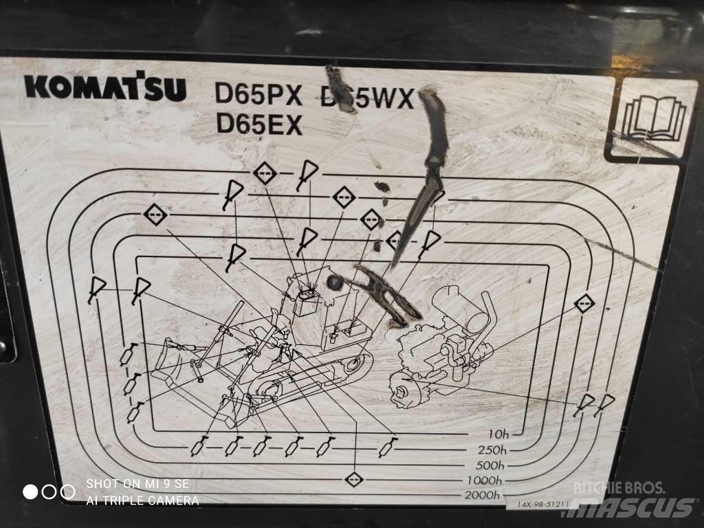 Komatsu D65PX-16 Crawler dozers
