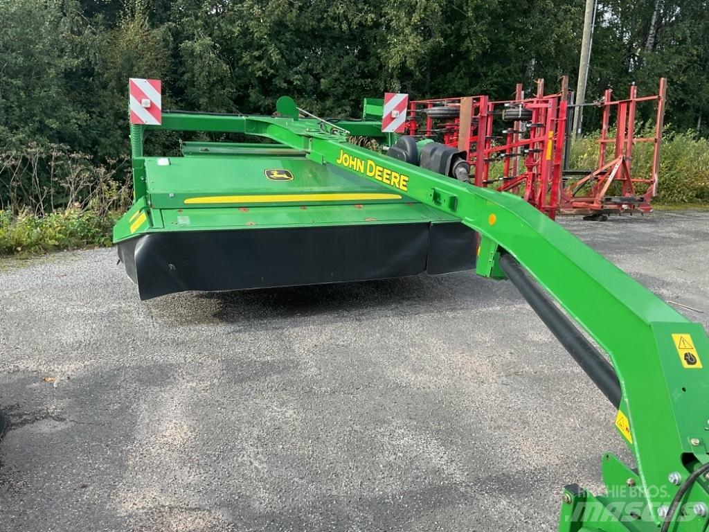 John Deere 530 Mower-conditioners