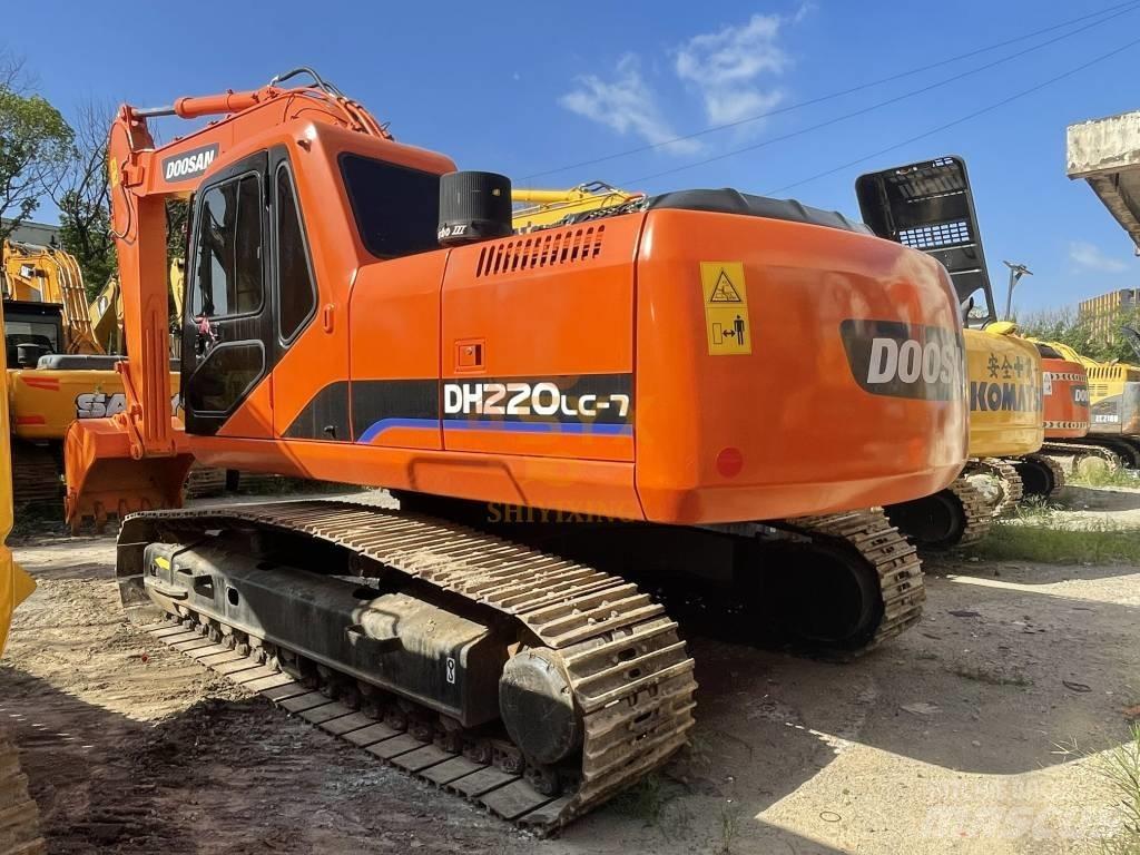 Doosan 220 LC-7 Crawler excavators
