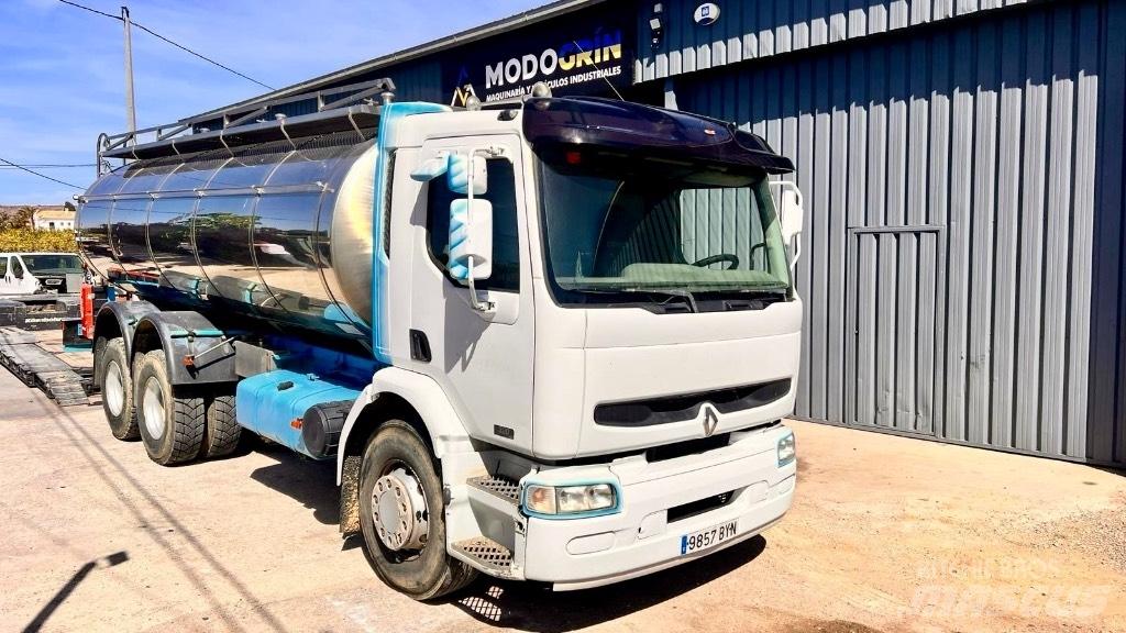Renault 320.26 Tanker trucks
