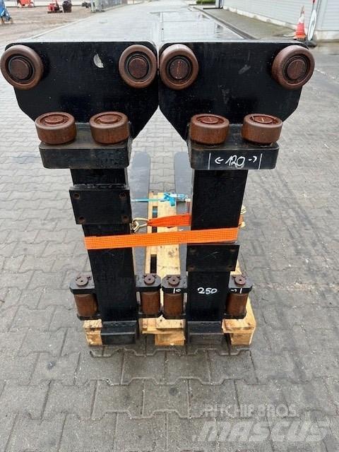 Kalmar 12 TON FORKS Forks