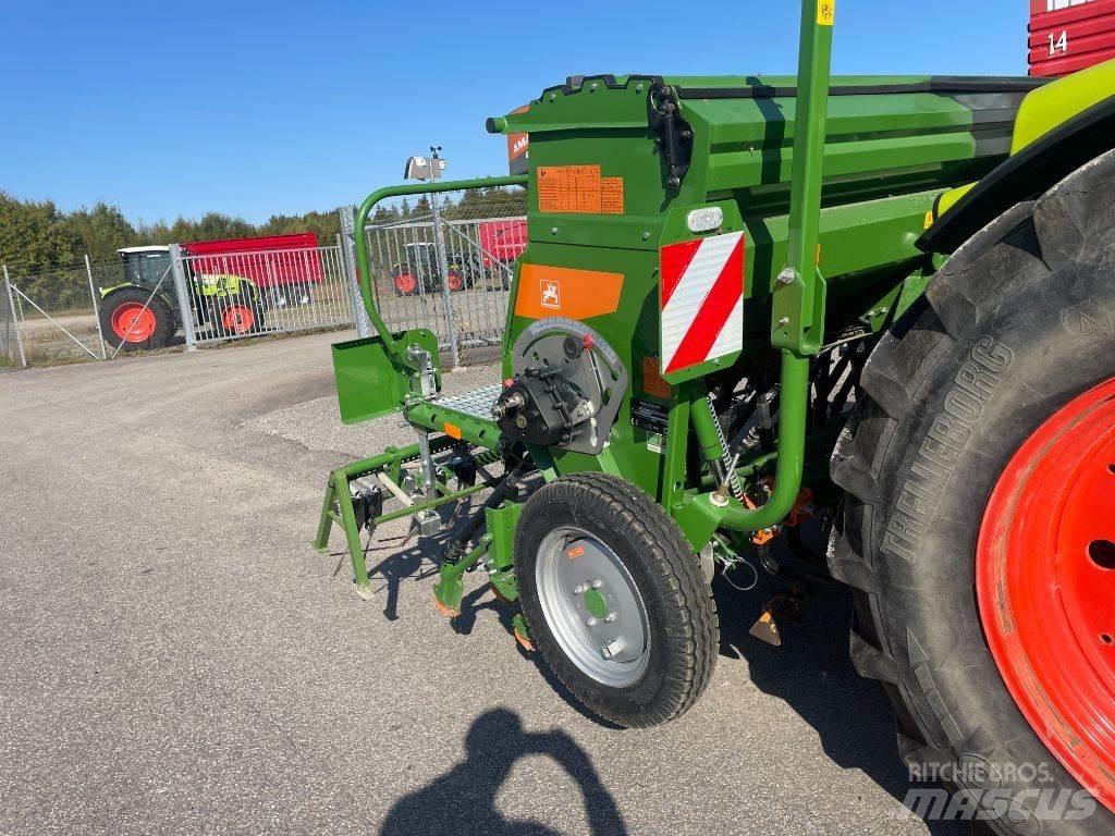 Amazone D9 3000 Drills