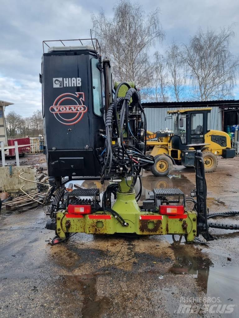 Loglift 96 ST 97 Timber cranes