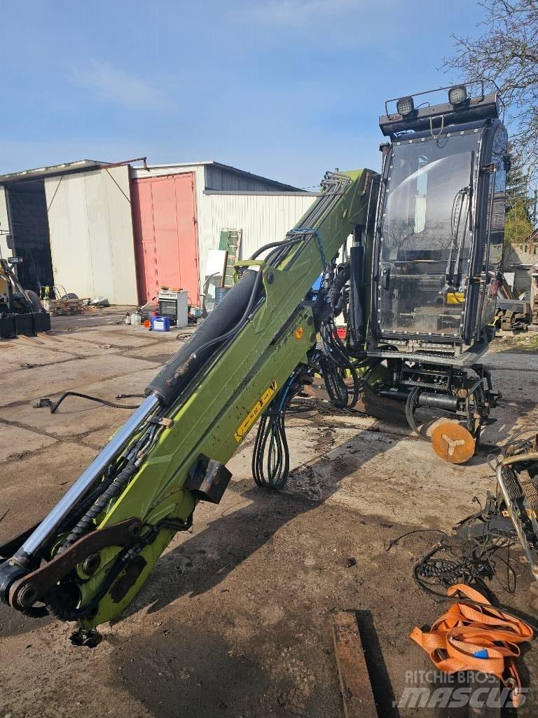 Loglift 96 ST 97 Timber cranes