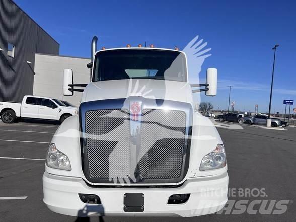 Kenworth T680 Prime Movers