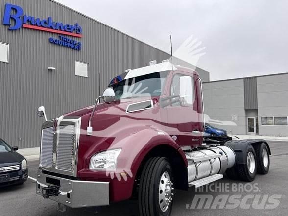 Kenworth T880 Prime Movers