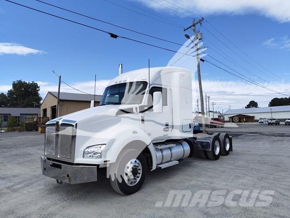 Kenworth T880 Prime Movers