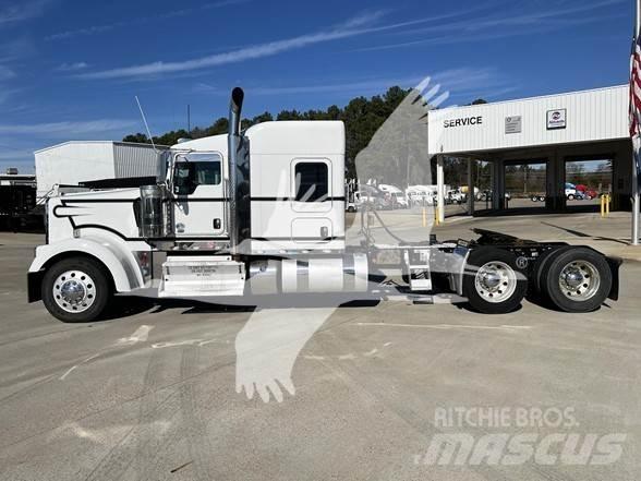 Kenworth W900 Prime Movers