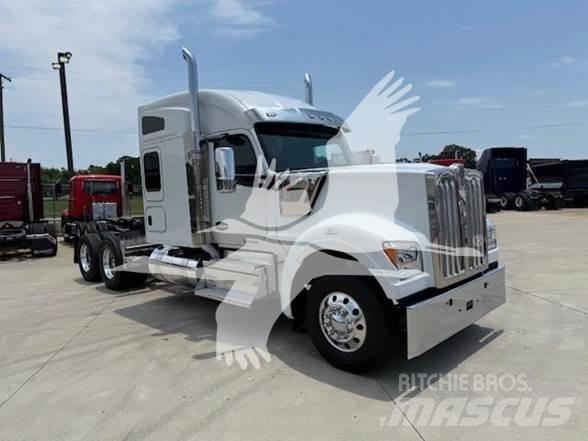 Kenworth W990 Prime Movers