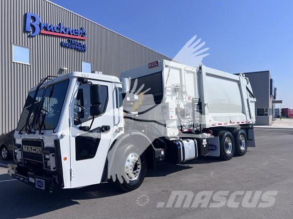 Mack LR64R Waste trucks