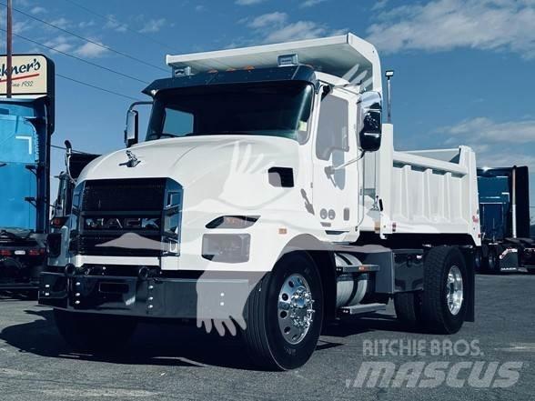 Mack MD6 Tipper trucks