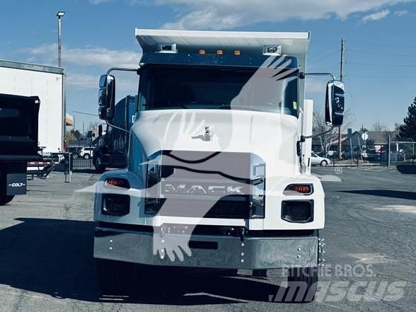 Mack MD6 Tipper trucks