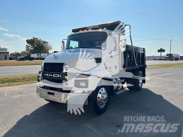 Mack MD6 Tipper trucks