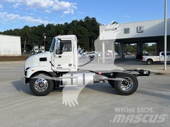 Mack MD6 Tipper trucks