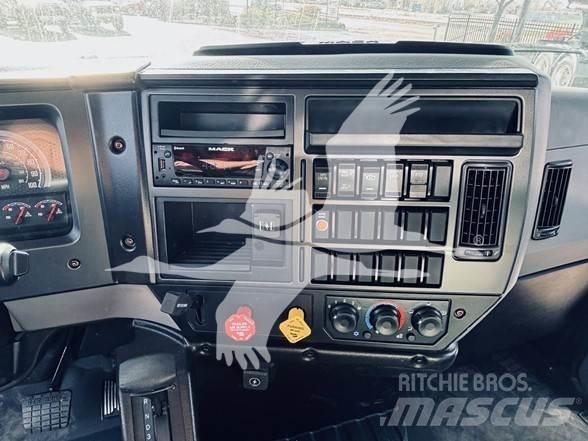 Mack MD6 Tipper trucks
