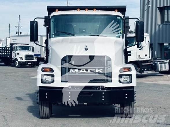 Mack MD6 Tipper trucks